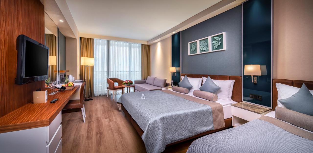 Standard Double or Twin Room Sea View